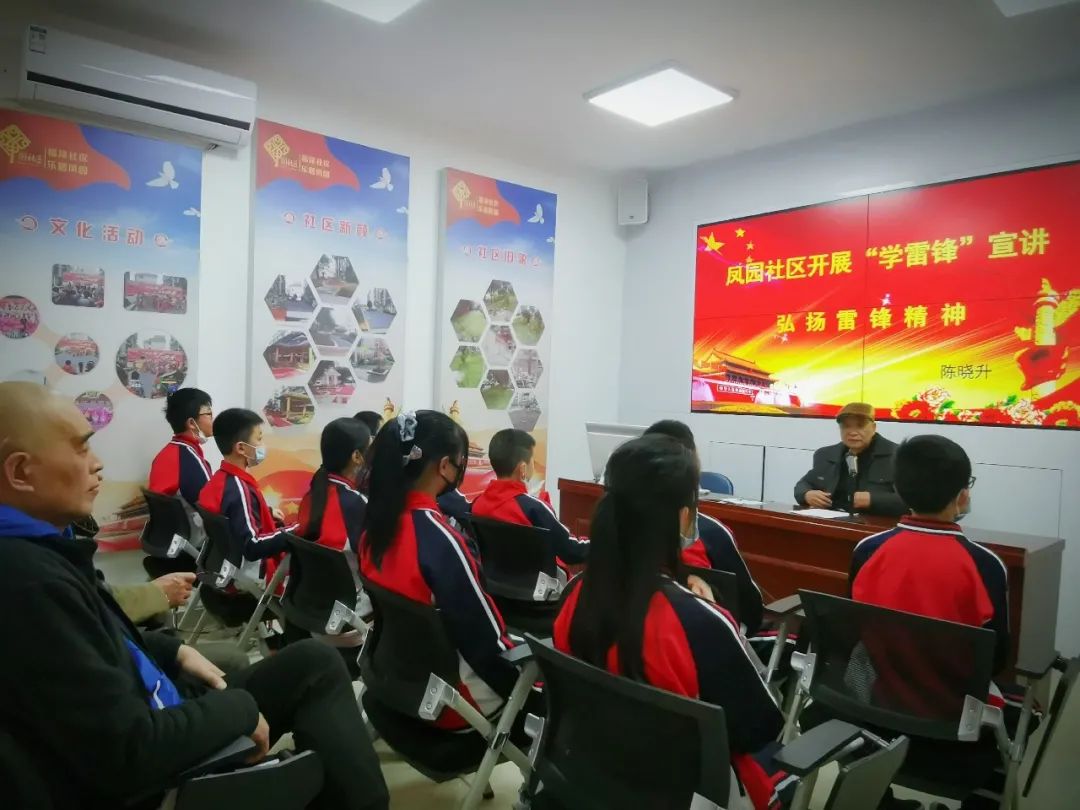 連江這樣的“雷鋒式”好少年，愛了愛了！