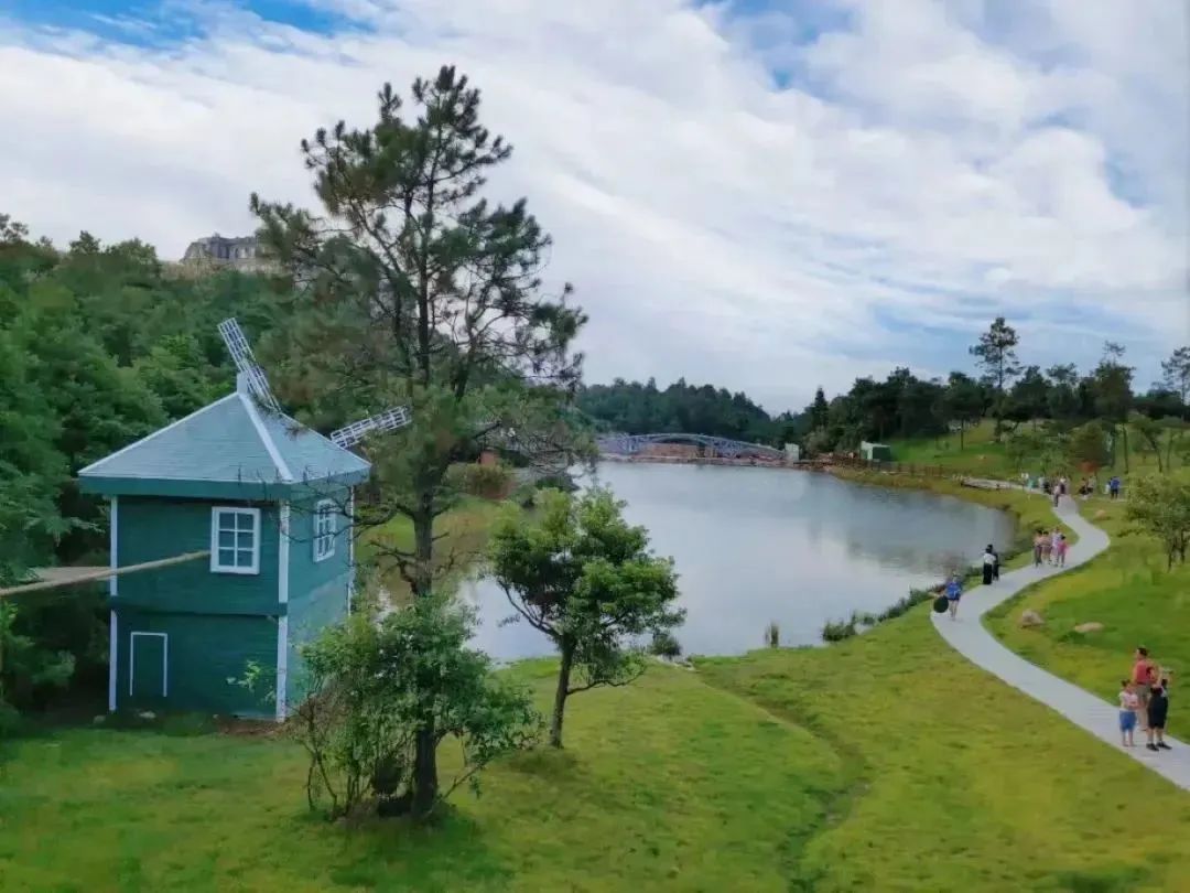 新晉網(wǎng)紅打卡地！福州鼓嶺柱里露營地“火”上央視