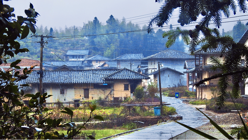 閩清東洋村：煙雨中的山水畫卷